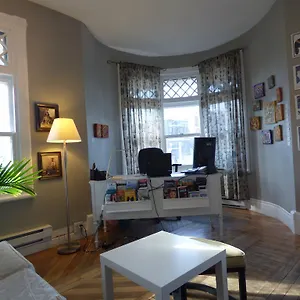 *** Inn Amerik Canada
