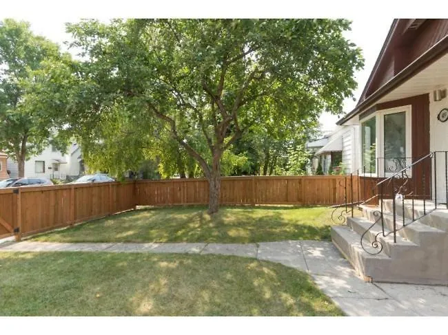 Your Perfect Stay Away From Home Winnipeg Guest house